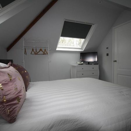 Ryefield Cottage - Luxurious Self-Catered Holiday Cottage With A Log Burner Chichester Esterno foto