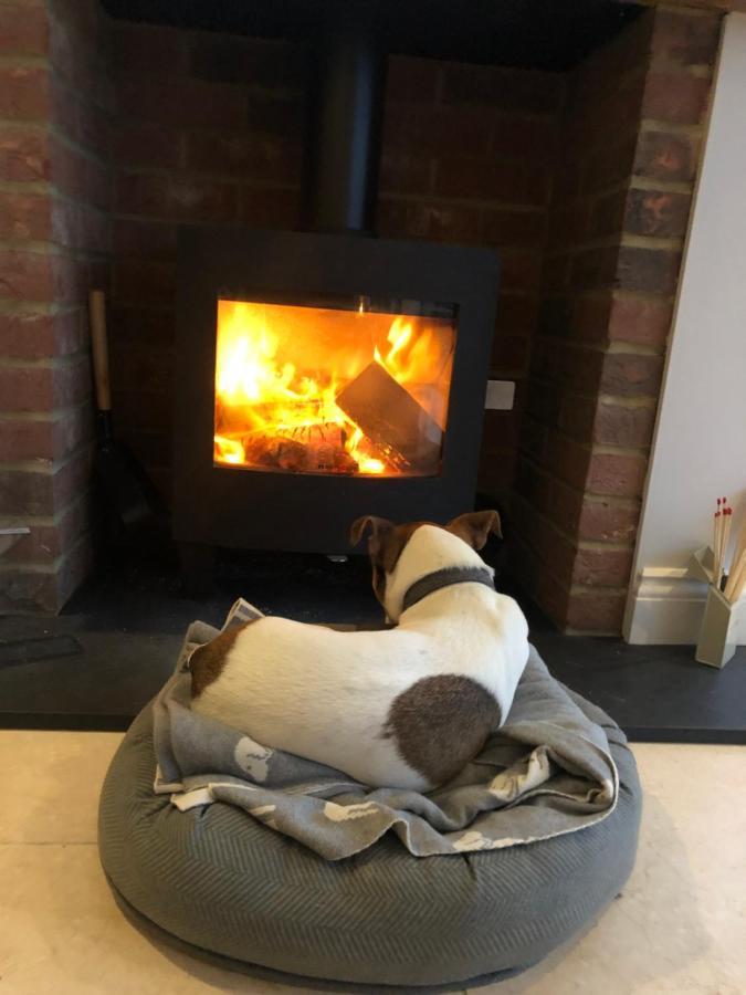 Ryefield Cottage - Luxurious Self-Catered Holiday Cottage With A Log Burner Chichester Esterno foto