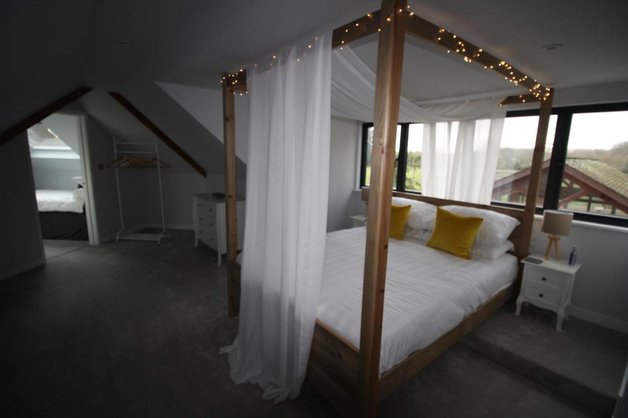 Ryefield Cottage - Luxurious Self-Catered Holiday Cottage With A Log Burner Chichester Esterno foto